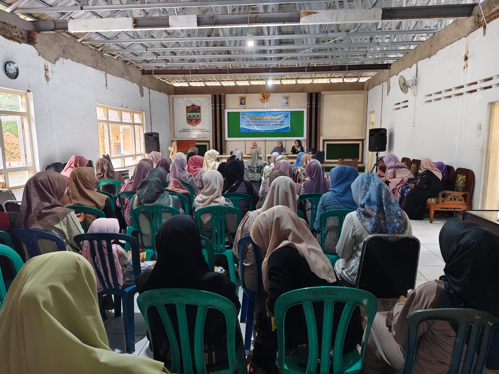 KEGIATAN PKK SEKALIGUS PERINGATAN ISRA MI’RAJ DI DESA SAGULING TAHUN 2025