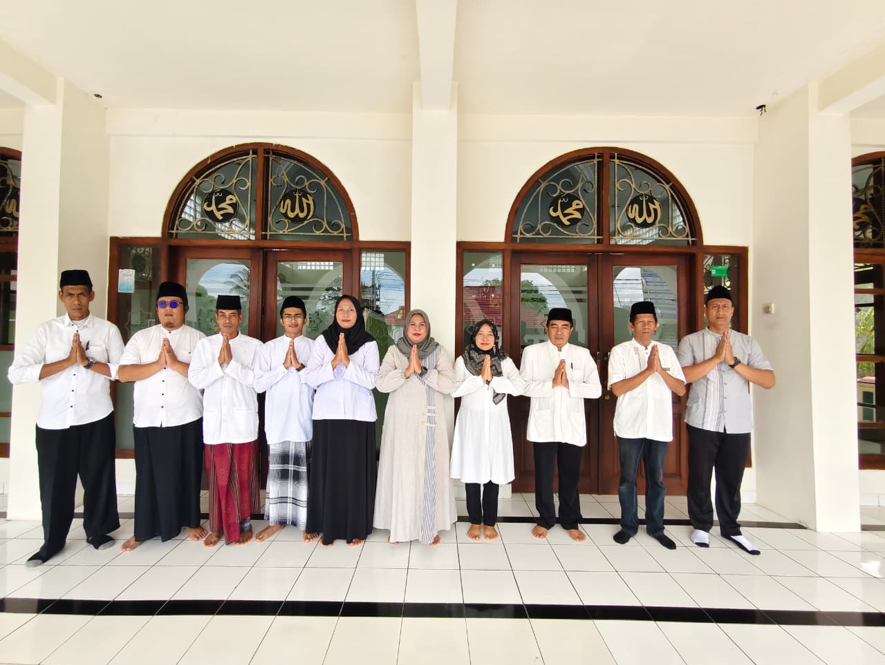 DESA SAGULING IKUTI APEL PERINGATAN HARI SANTRI NASIONAL TINGKAT KECAMATAN BAREGBEG TAHUN 2025